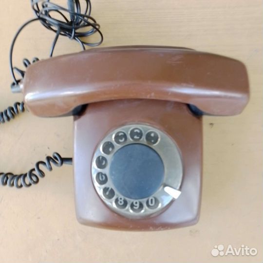 Продаю телефоны времён СССР