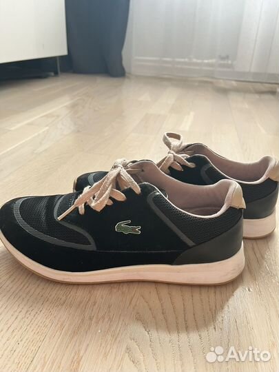 Кроссовки женские lacoste