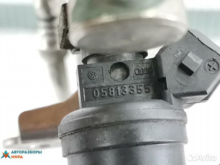 Форсунка Volkswagen Passat B5 1998 058133551