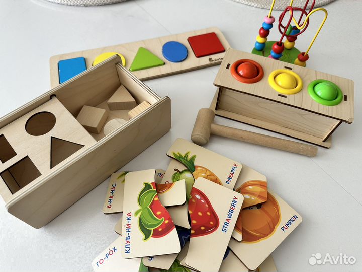 Развивающие игрушки пакетом