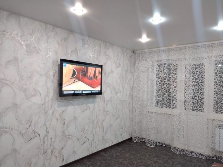 Комната 42 м² в 2-к., 3/5 эт.