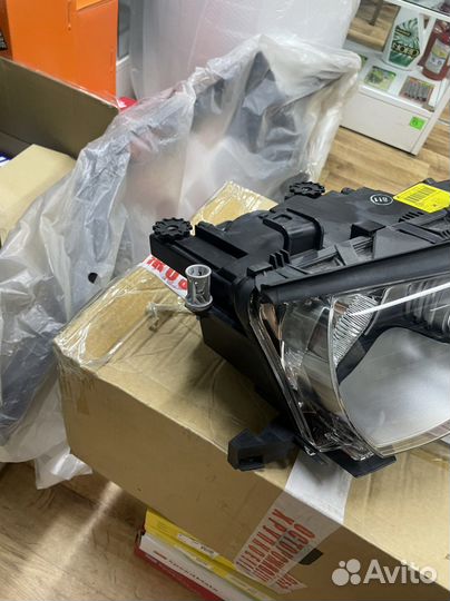 Фара передняя правая Bmw 3 E46