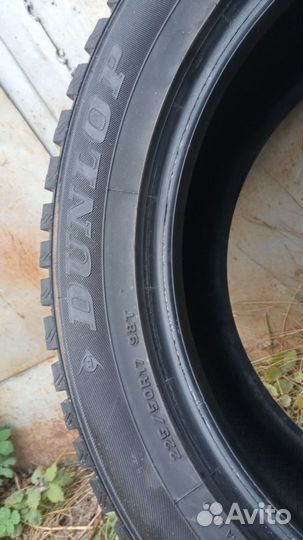 Dunlop SP Winter Ice 01 225/50 R17