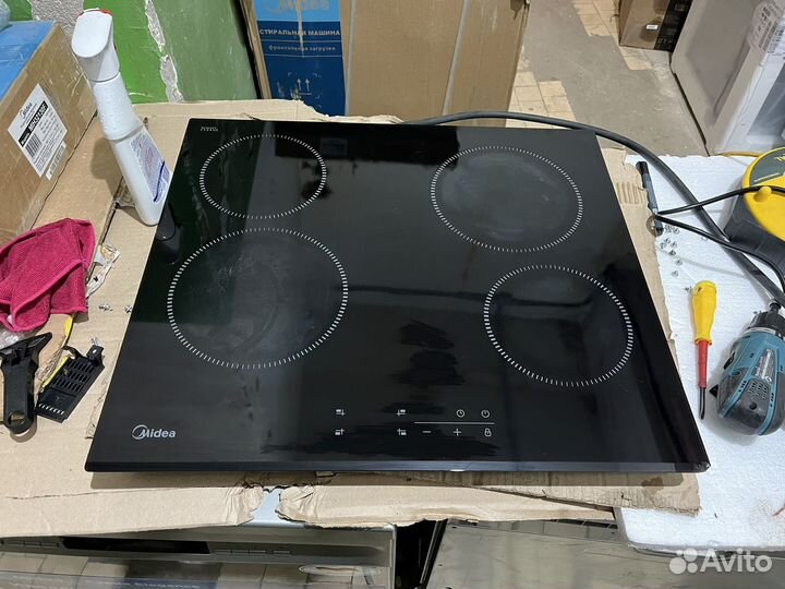 Индукционная Варочная панель Midea