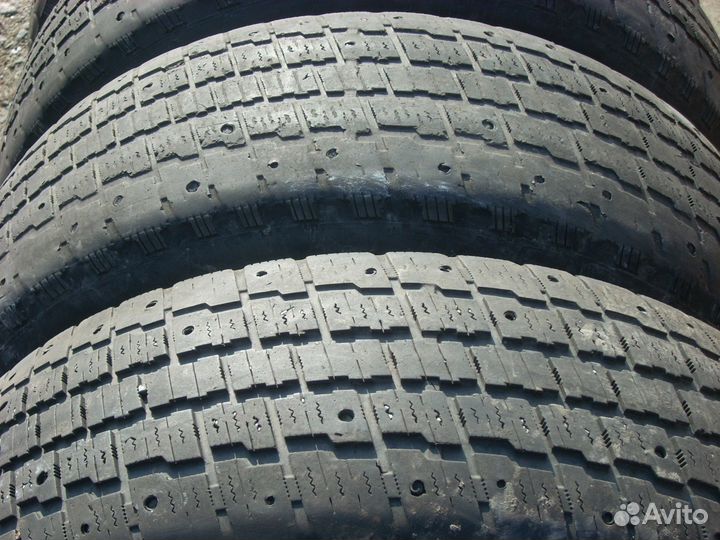 Cooper Weather-Master S/T 2 215/60 R17 96T