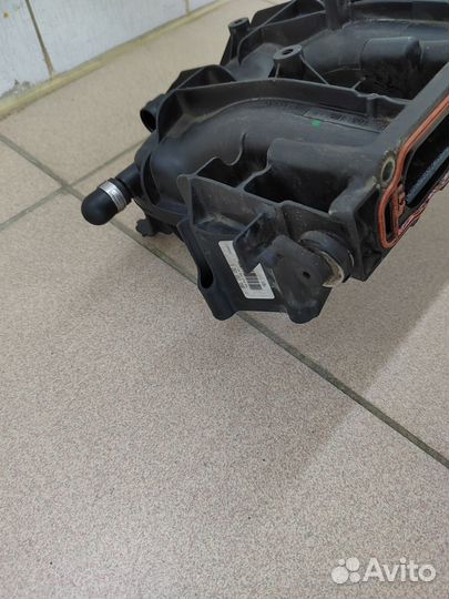 Впускной коллектор Audi A6 C6, A4 B7 2,0tfsi