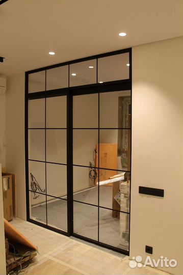 Стеклянные межкомнатные перегородки