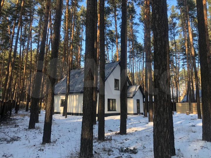 Коттедж 140 м² на участке 9 сот.