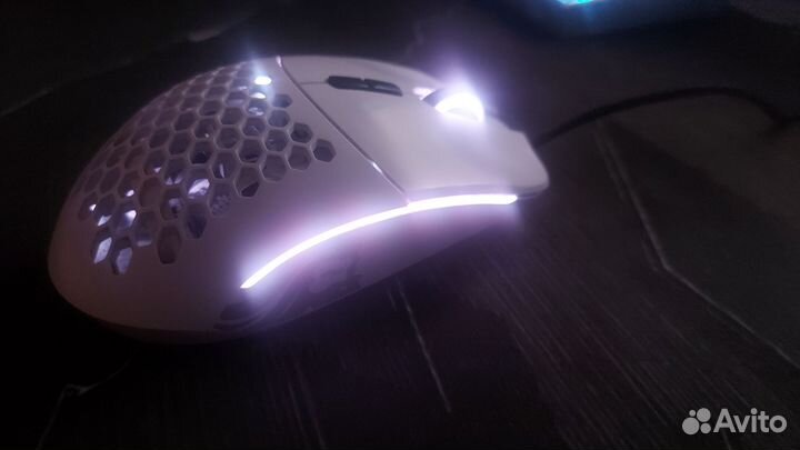 Игровая мышь glorious model i