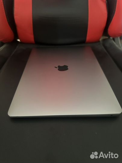 Macbook air 2020 core I7/16/2tb