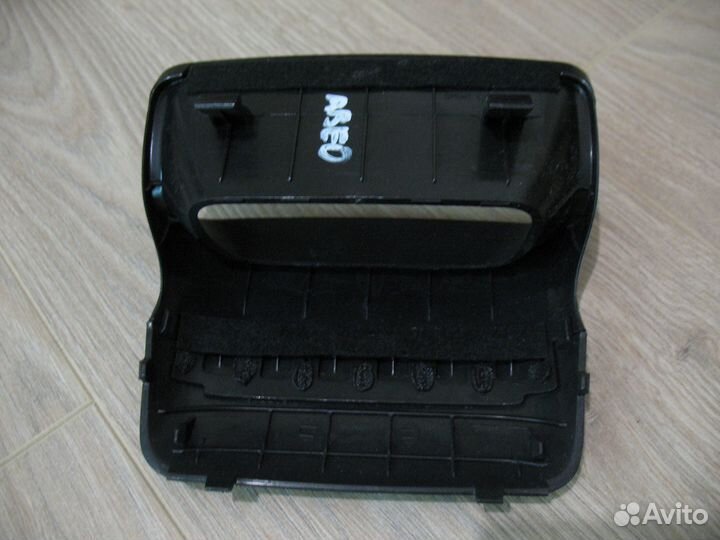 Накладка для часов Chevrolet Aveo T250/T255