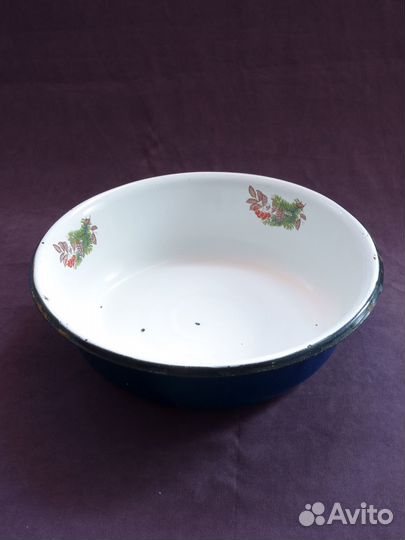 Эмалированный таз