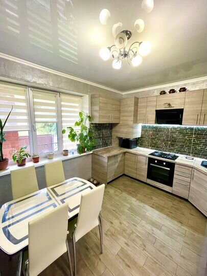 Дом 118 м² на участке 5 сот.