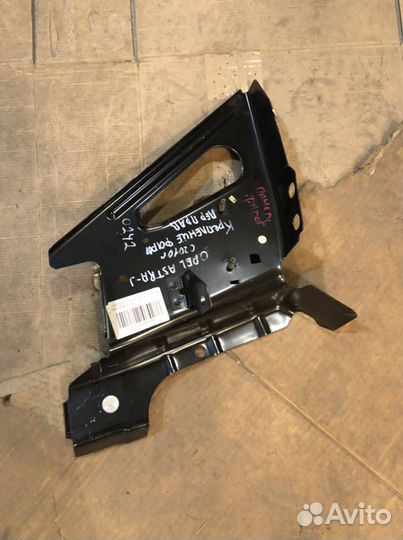 Панель фары Opel Astra J