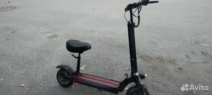 Электросамокат GTM 4 PRO