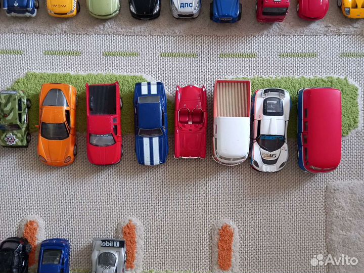 Машинки новые и старые 1/34