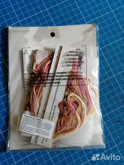 Dimensions06201 Genteel Lady