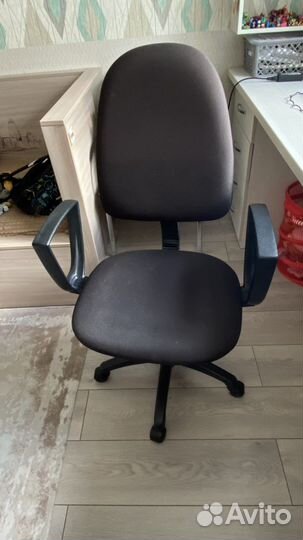 Компьютерное кресло