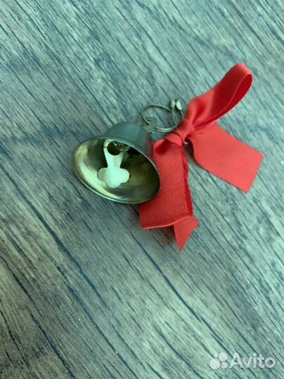 Колокольчик на выпускной, заколка