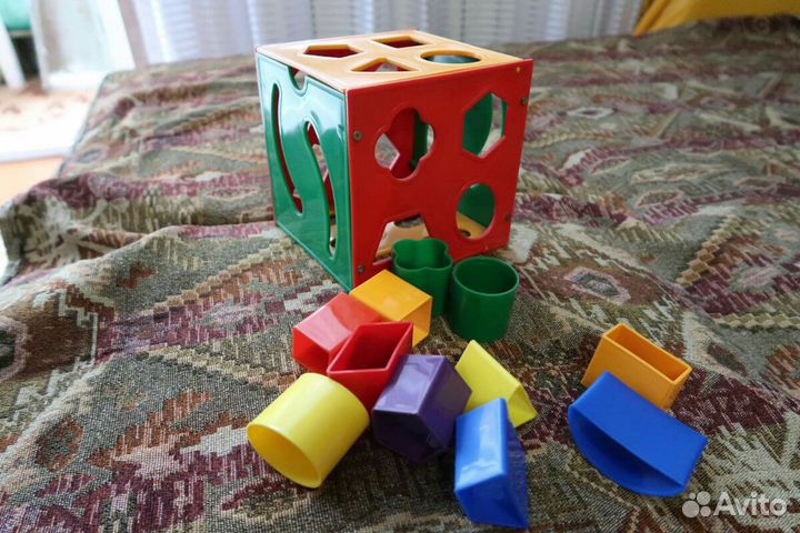 Детские игрушки разные для развития