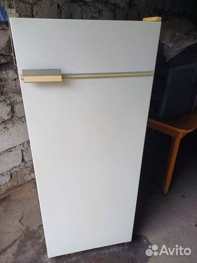 Продаю холодильник бу, в рабочем состоянии