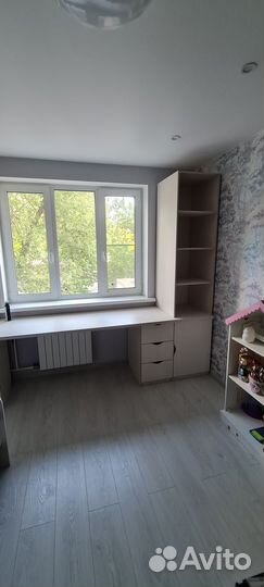 Рабочая зона у окна IKEA