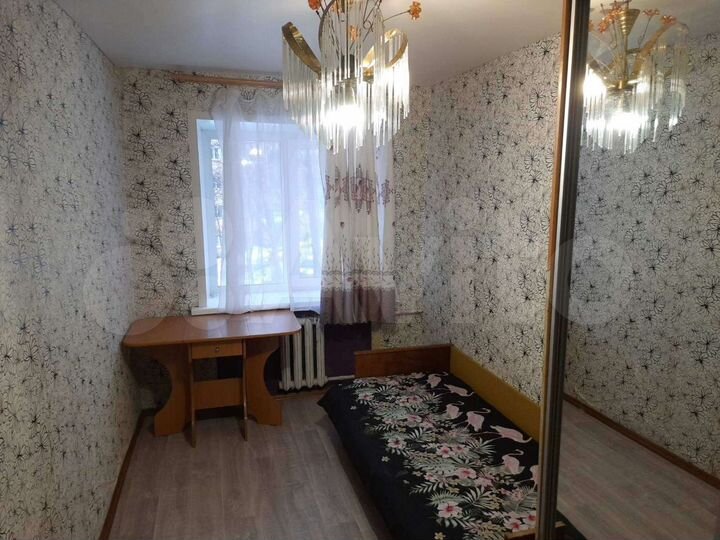 Комната 11 м² в 5-к., 3/5 эт.