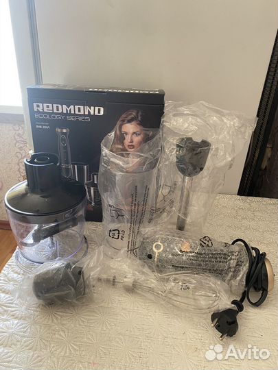 Блендер погружной redmond