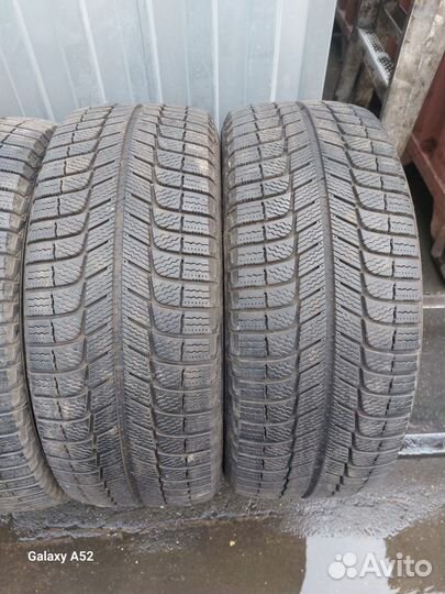 Michelin X-Ice XI3 225/45 R18 и 245/40 R18 97H