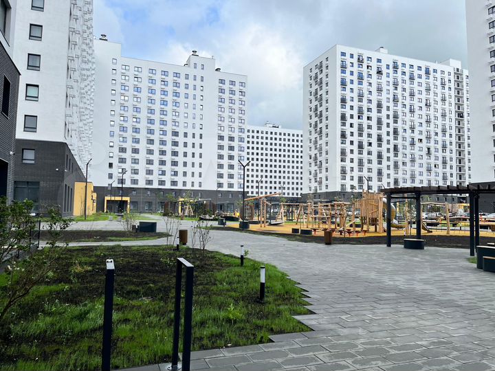 2-к. квартира, 71,5 м², 4/18 эт.