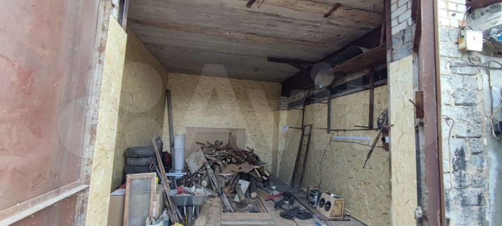 Гараж, > 30 м²