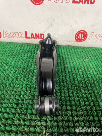 Рычаг задний правый Honda Stepwgn RF1 B20B