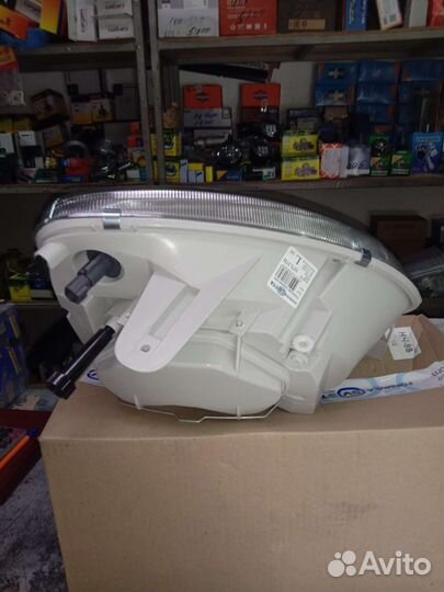 Фара на газель