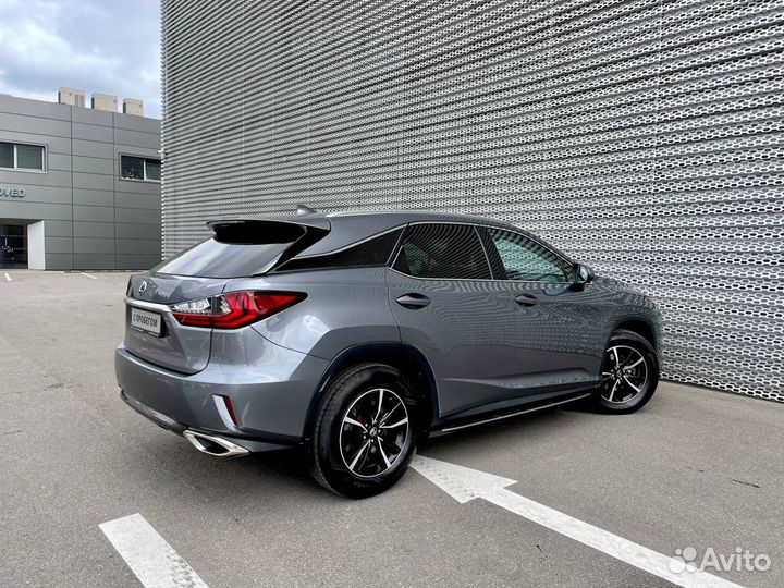 Lexus RX, 2016