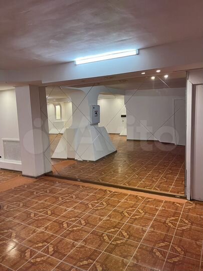 Свободного назначения, 330 м²