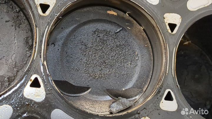 Блок цилиндров киа Carens, 2010