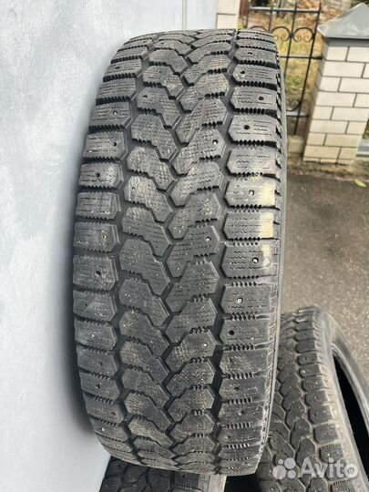 Yokohama IceGuard Stud IG65 225/65 R17