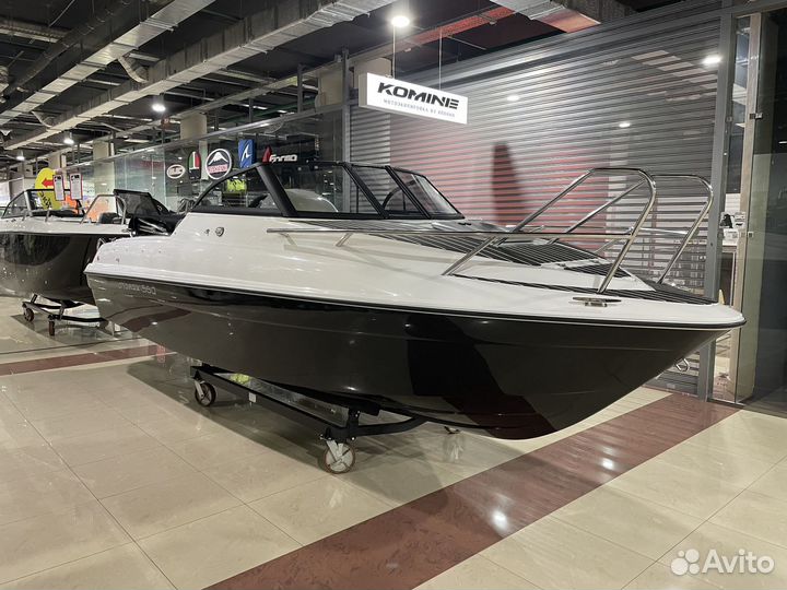 Катер Phoenix (Феникс) 560