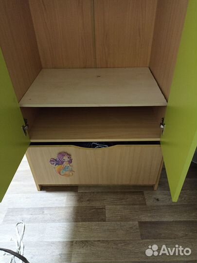 Шкаф плательный детский