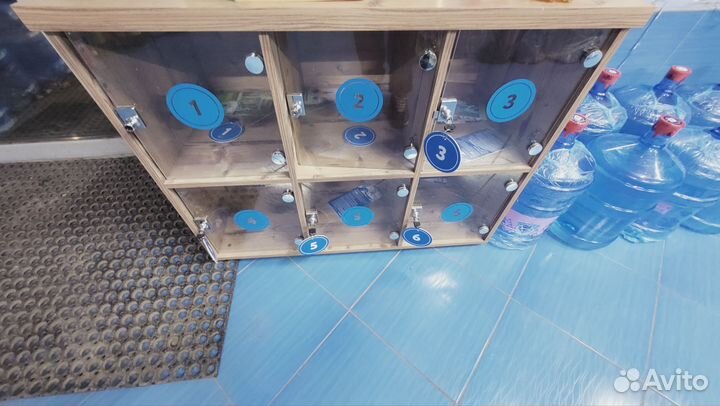 Тумба под сумки