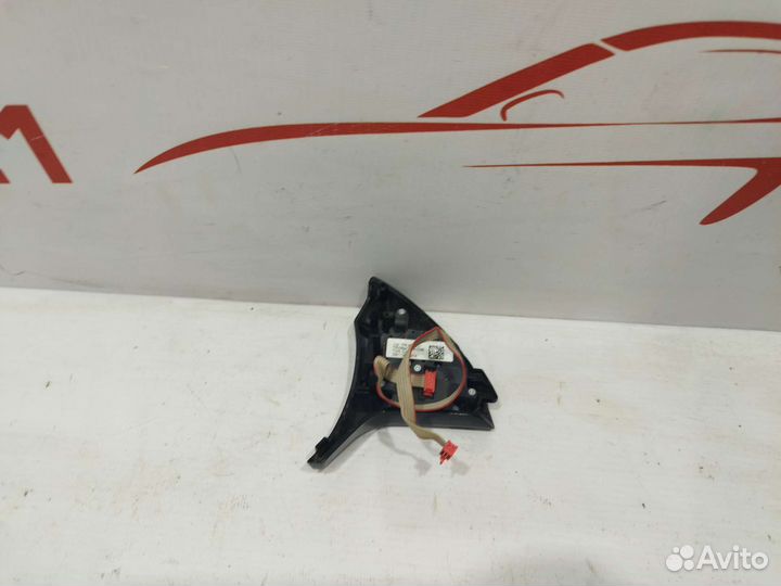 Кнопка руля Volkswagen Touareg 2NF