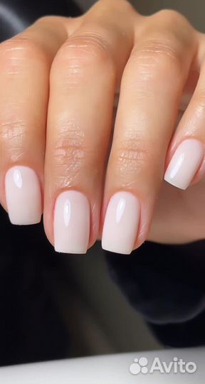 Мастер по маникюру и педикюру