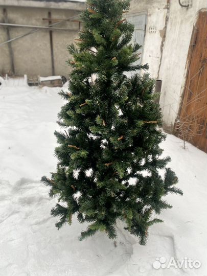 Елка искусственная 210