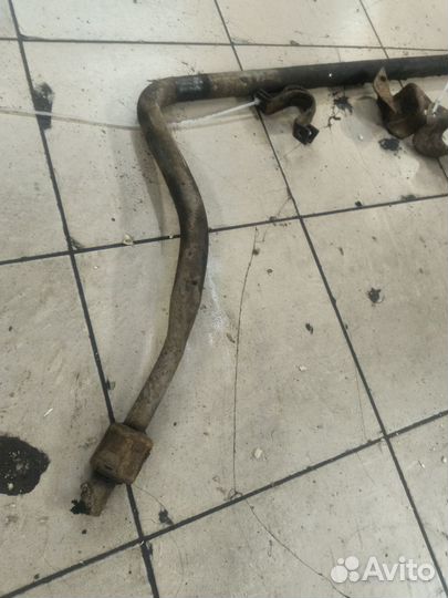 Стабилизатор передний Chevrolet Blazer S10