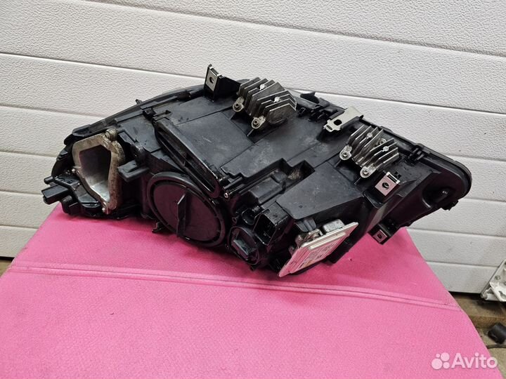 Фара ксенон BMW 5 GT F07 правая