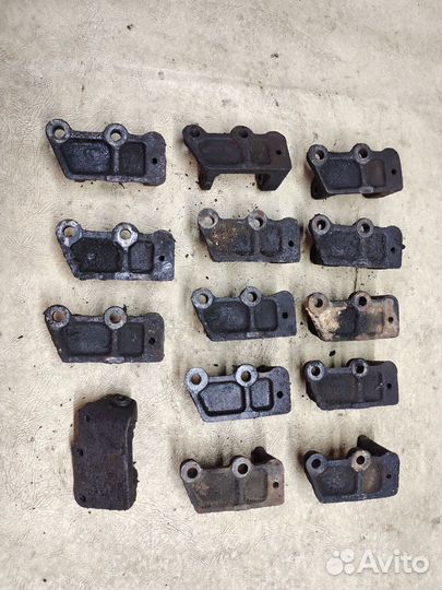 Кронштейн генератора змз 405 406