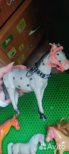 Игрушки лошади