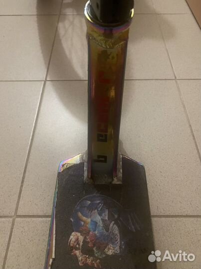 Трюковой самокат