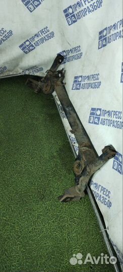 Балка подвески Renault Symbol седан 1.4 K4J712