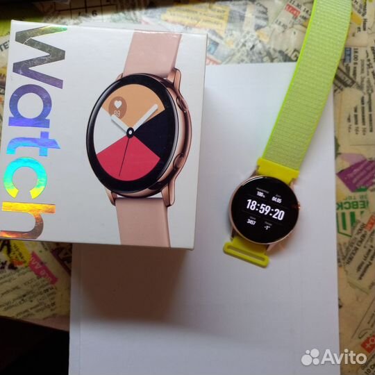 Часы Samsung Galaxy Watch Active